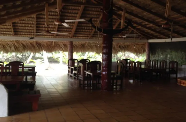 Hotel Restaurante Playa Paraiso Magante